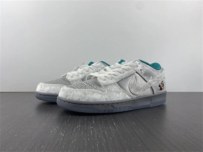 Nike Dunk Low Ice DO2326- Vibrant 4714