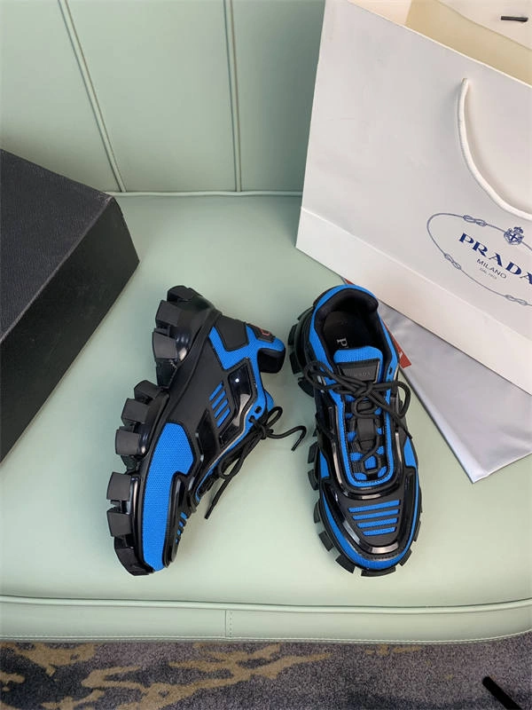 PRADA Comfortable 3235