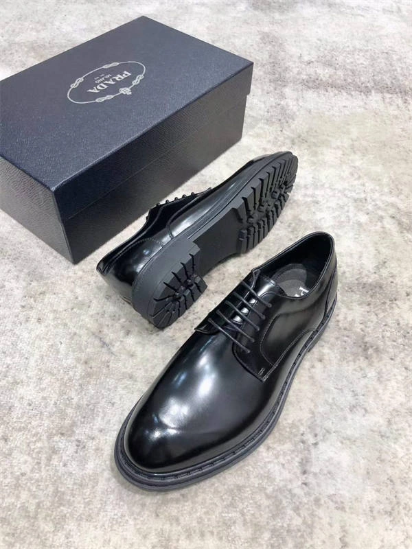 PRADA Premium 3241