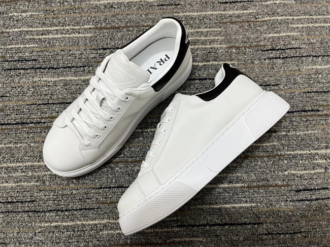 EasyMatch Prada Leather Sneaker 3318