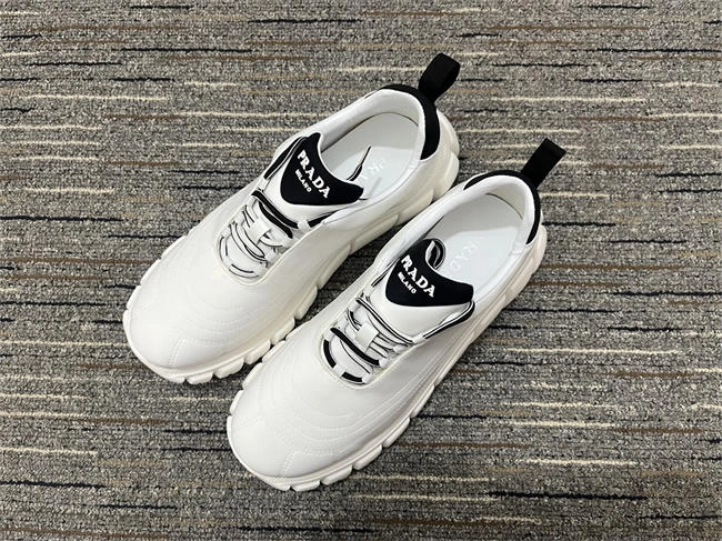 Prada Sneaker Casual 3355